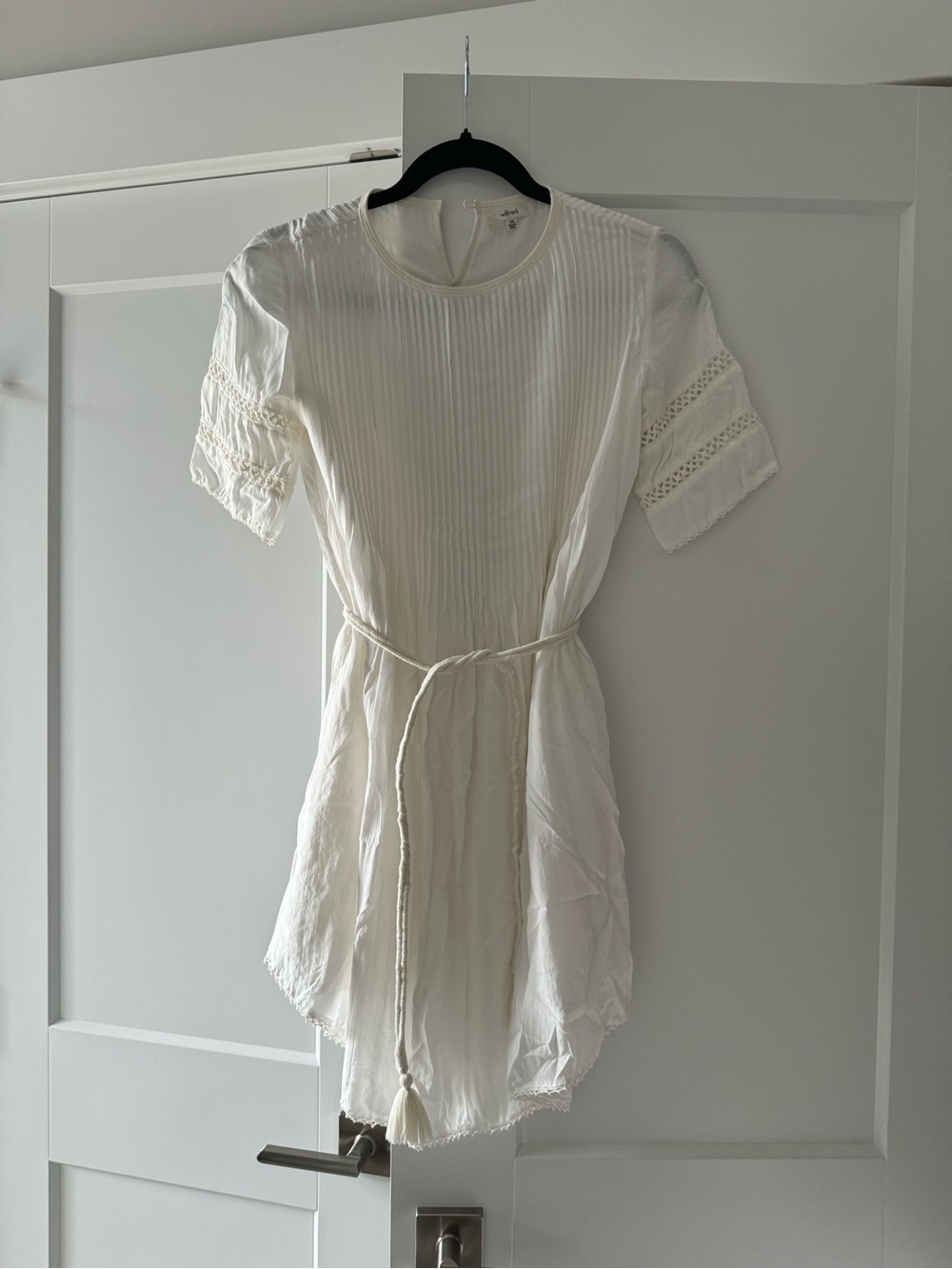 Wilfred White Pintuck Tunic Dress with removable Tassel Belt
